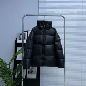 CANADA GOOSE CROFTON PUFFER JACKET - CN17