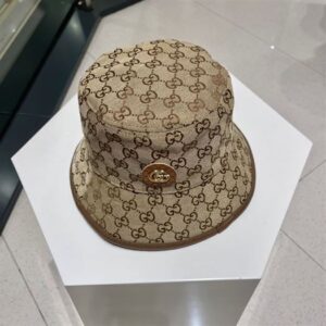 GUCCI GG CANVAS BUCKET HAT - GH038