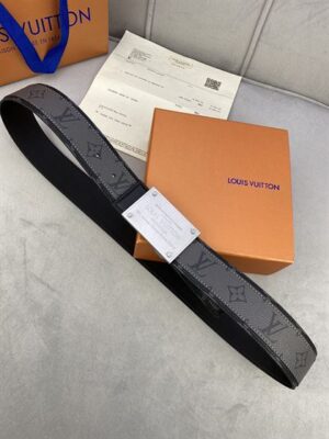 LOUIS VUITTON BELT - LBE077