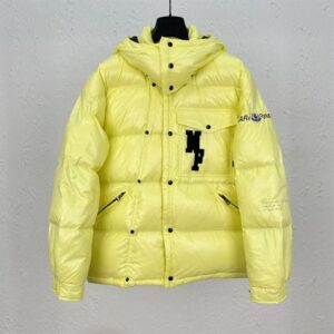 MONCLER ANTHEMIOCK SHORT DOWN JACKET - MC042