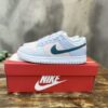 NIKE SB DUNK LOW SNEAKER - NSN013