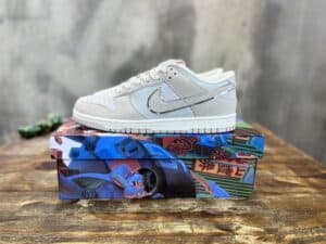 NIKE ZOOM DUNK LOW PRO SB 'SUMMIT WHITE' SNEAKER - NSN001
