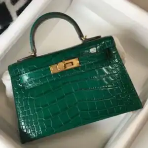 Hermes Kelly Mini II Bag In Green Embossed Crocodile Leather - HW130