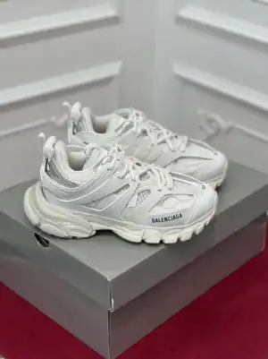 BALENCIAGA TRACK SNEAKER - BLA143