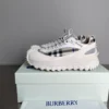 BURBERRY SNEAKERS - BBR051