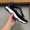 BURBERRY SNEAKERS - BBR066