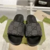 GUCCI MEN'S SLIDE SANDAL - GSL064