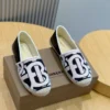 BURBERRY CANVAS STRAW BUCKET - BBR042